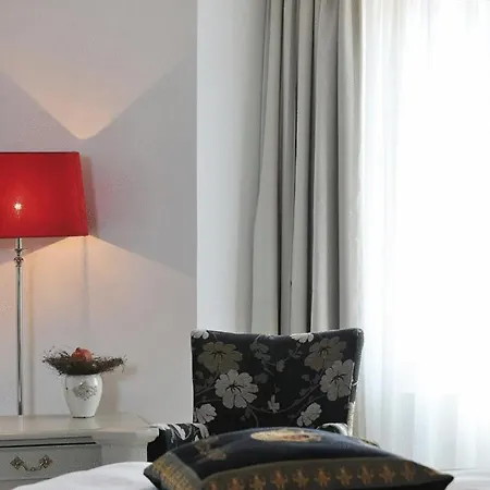 Szálloda Herrnschloesschen 4*