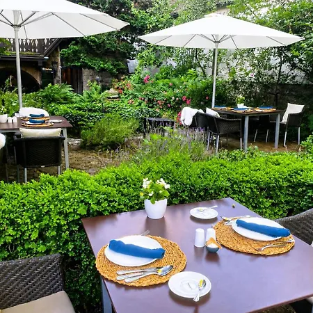 Herrnschloesschen Hotel
