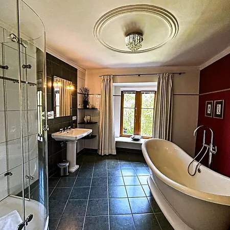Herrnschloesschen Hotel 4*